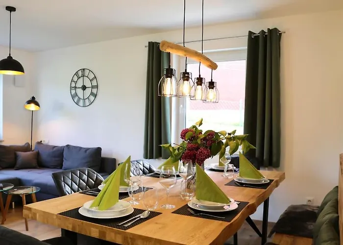 Moderne Eg-Wohnung Im Guenztal